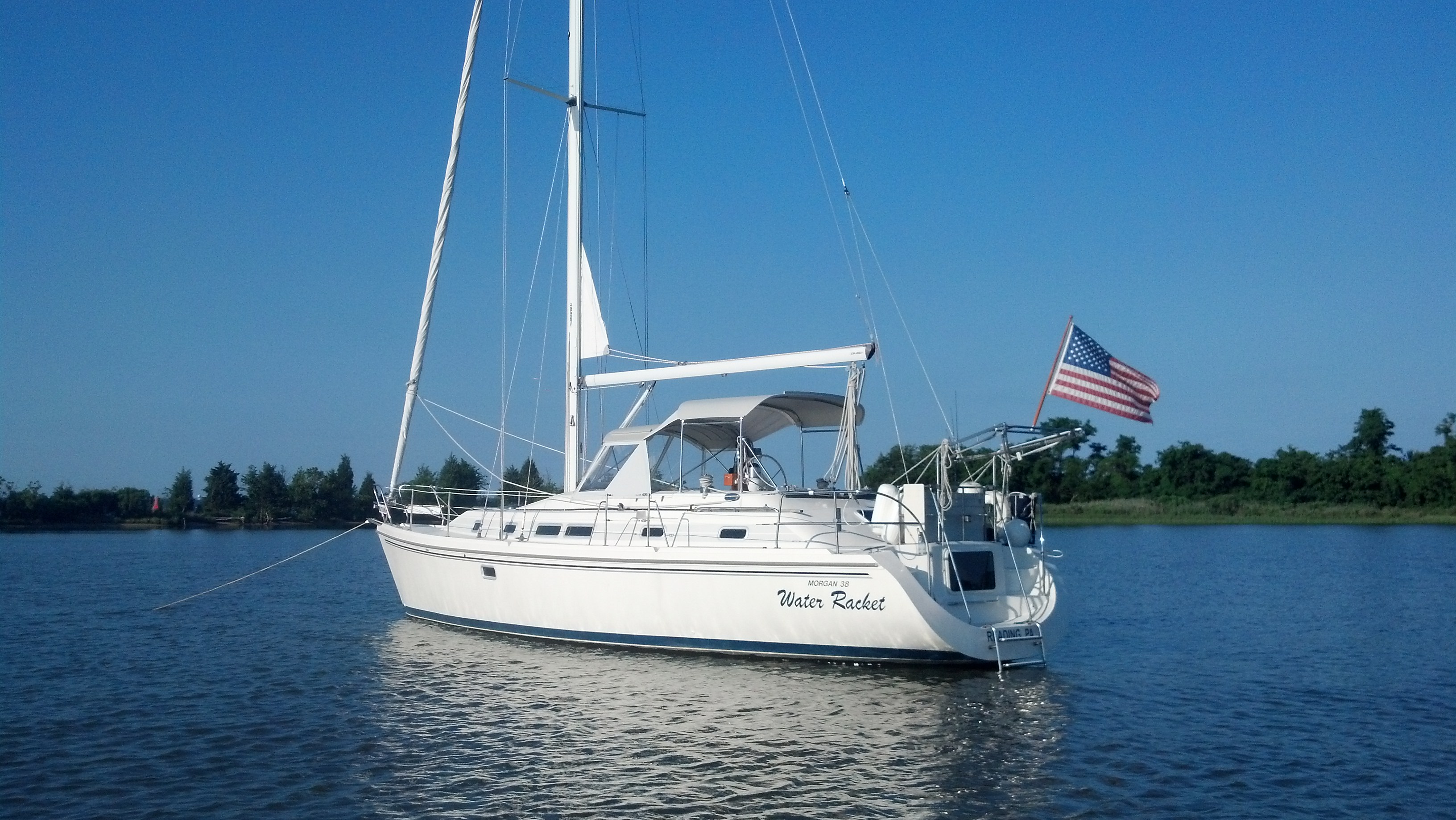 Canvas Creations Exhibits New Boat Hardtops Made with Seaboard